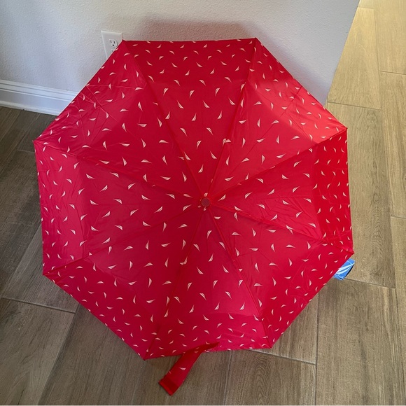 Brand new Nautica auto umbrella - Picture 3 of 7